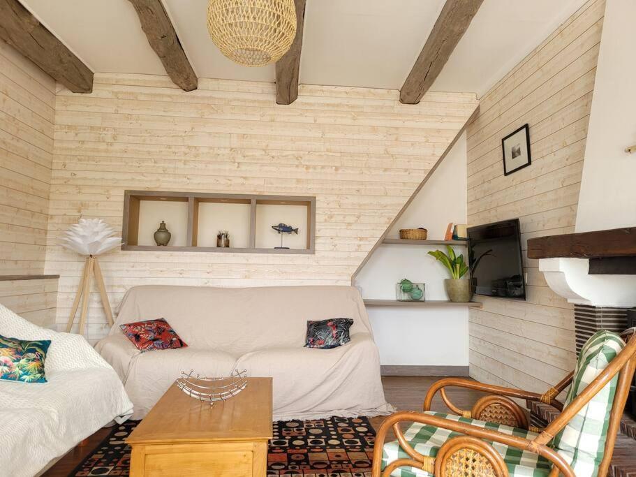 Maison Au Calme A 2 Pas Du Port Cancale Esterno foto
