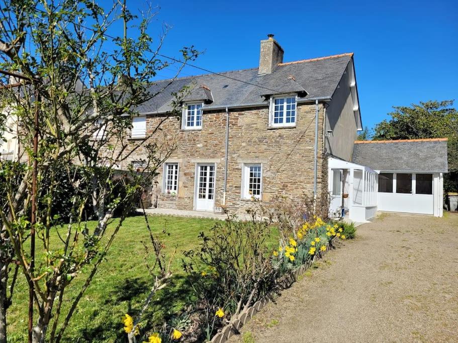 Maison Au Calme A 2 Pas Du Port Cancale Esterno foto