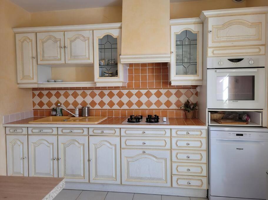 Maison Au Calme A 2 Pas Du Port Cancale Esterno foto